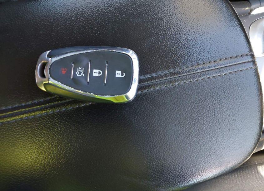 Photo 11 of 2017 Chevrolet Malibu 1LT (VIN 1G1ZE5ST6HF200038)