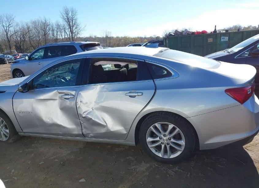 Photo 15 of 2017 Chevrolet Malibu 1LT (VIN 1G1ZE5ST6HF200038)