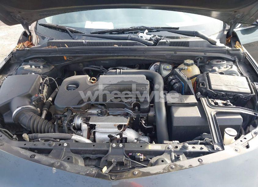 Photo 10 of 2017 Chevrolet Malibu LT (VIN 1G1ZE5ST6HF205997)