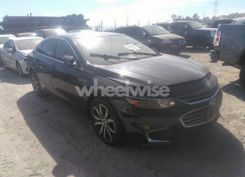 2017 Chevrolet Malibu 1LT (VIN 1G1ZE5ST6HF215896) main photo