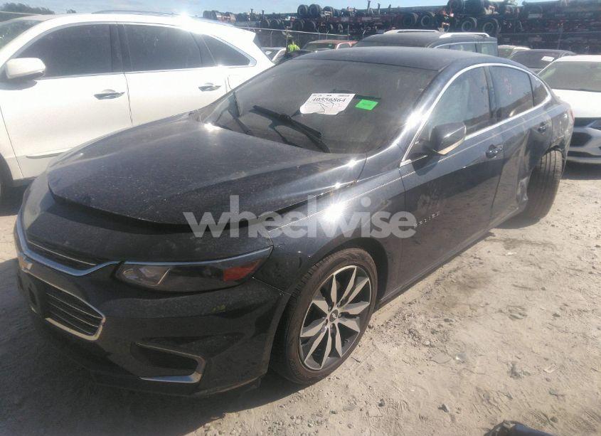 Photo 2 of 2017 Chevrolet Malibu 1LT (VIN 1G1ZE5ST6HF215896)