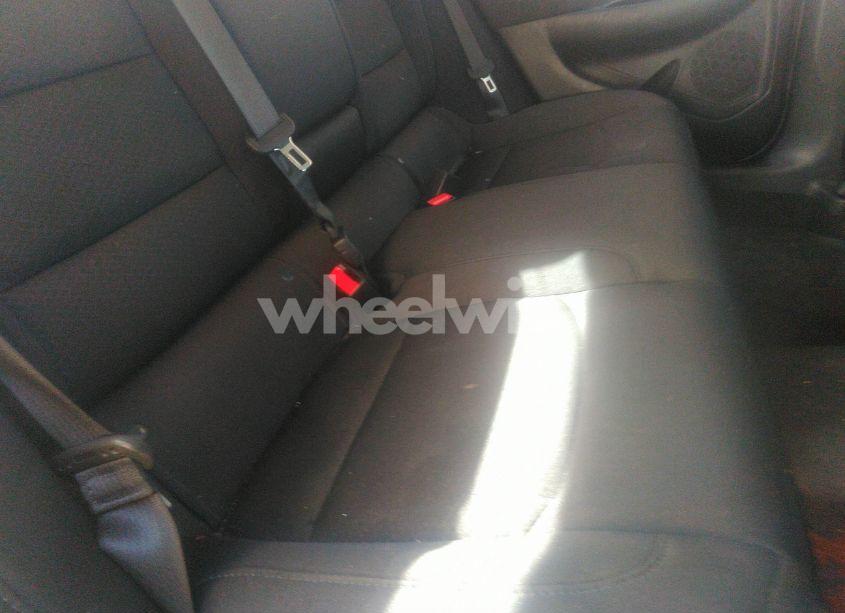 Photo 8 of 2017 Chevrolet Malibu 1LT (VIN 1G1ZE5ST6HF215896)