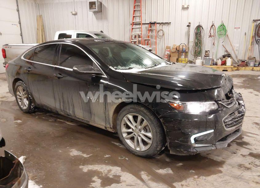 2017 Chevrolet Malibu 1LT (VIN 1G1ZE5ST6HF220189) main photo