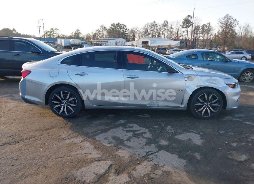 Photo 13 of 2017 Chevrolet Malibu 1LT (VIN 1G1ZE5ST6HF270428)