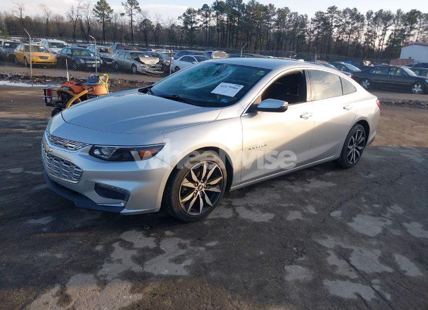 Photo 2 of 2017 Chevrolet Malibu 1LT (VIN 1G1ZE5ST6HF270428)