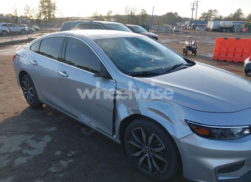 Photo 6 of 2017 Chevrolet Malibu 1LT (VIN 1G1ZE5ST6HF270428)