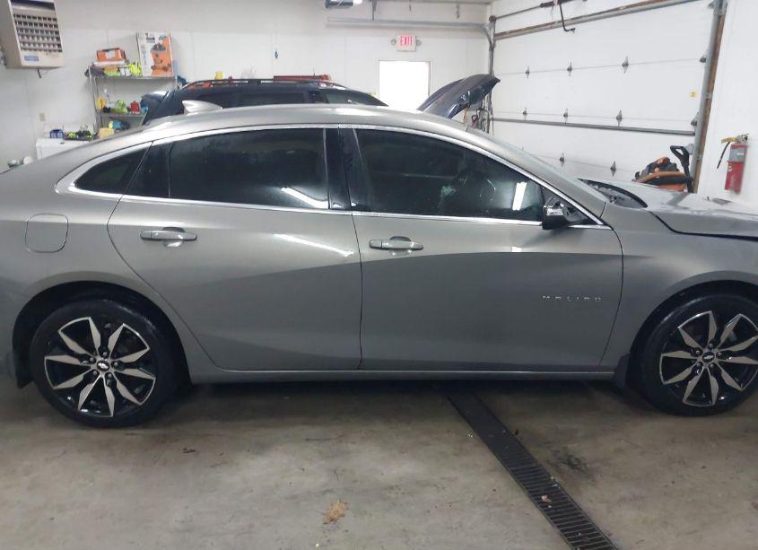 Photo 14 of 2017 Chevrolet Malibu 1LT (VIN 1G1ZE5ST6HF289304)