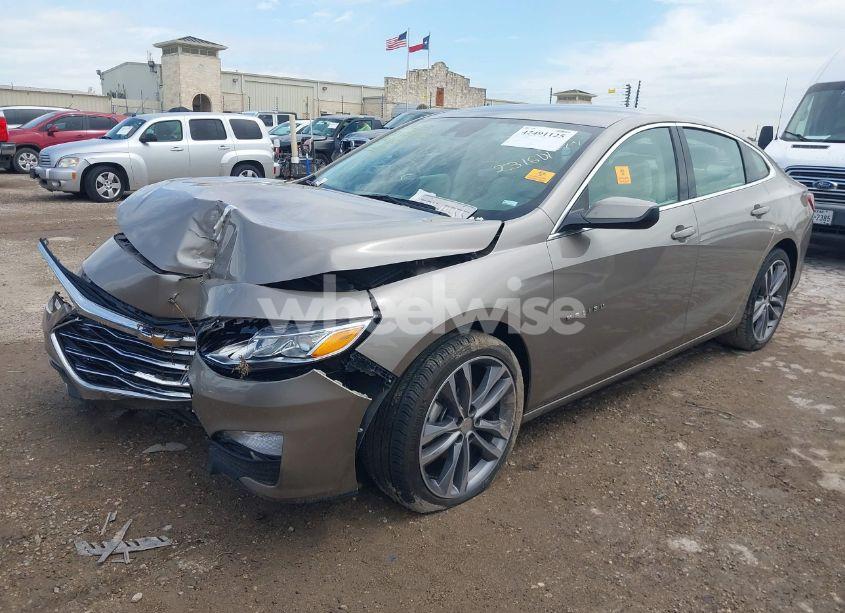 Photo 2 of 2024 Chevrolet Malibu FWD 2LT (VIN 1G1ZE5ST6RF231601)