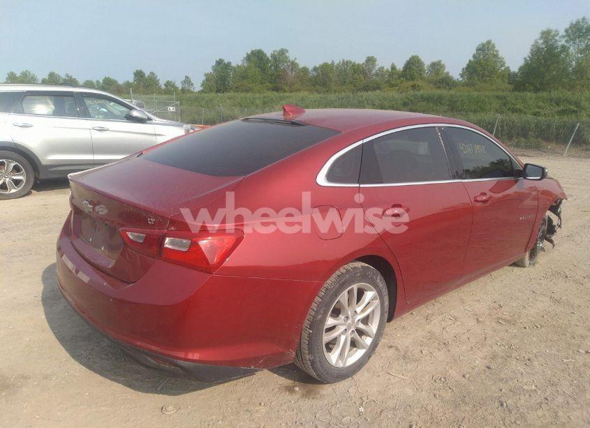 Photo 4 of 2016 Chevrolet Malibu LT (VIN 1G1ZE5ST7GF192661)