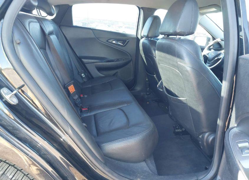 Photo 8 of 2016 Chevrolet Malibu 1LT (VIN 1G1ZE5ST7GF207451)