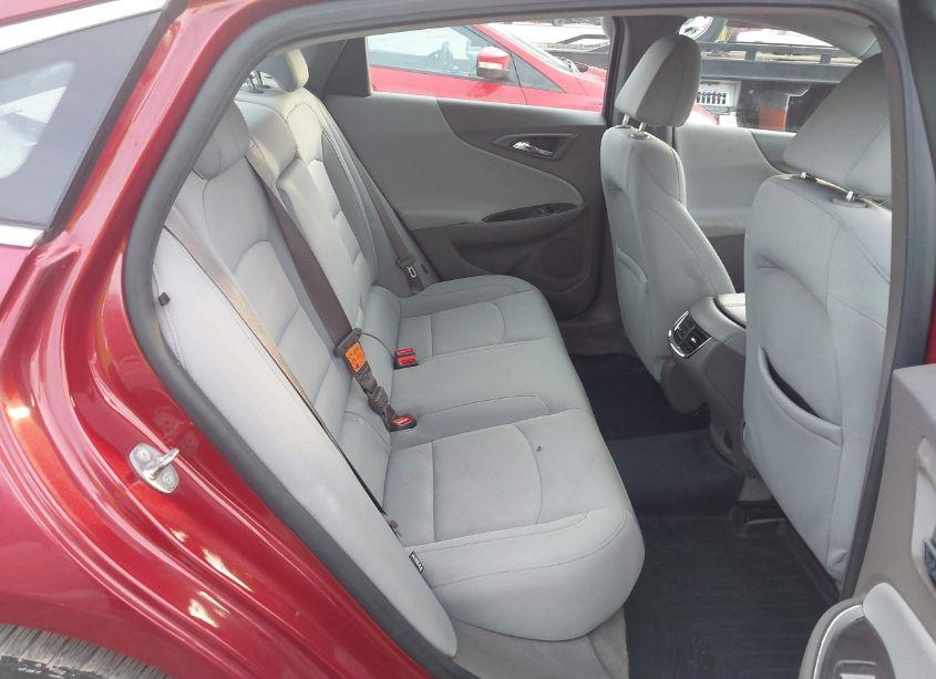 Photo 8 of 2016 Chevrolet Malibu 1LT (VIN 1G1ZE5ST7GF213542)