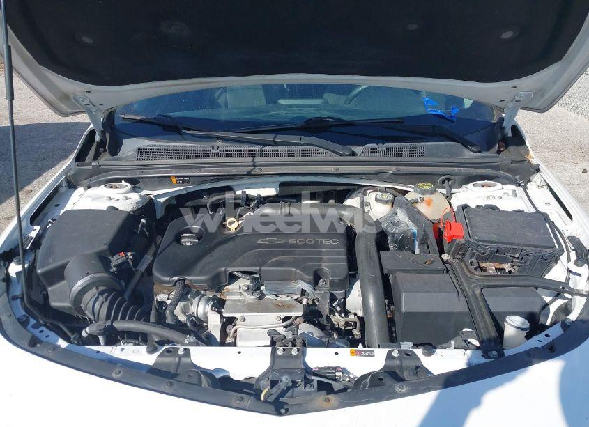 Photo 10 of 2016 Chevrolet Malibu 1LT (VIN 1G1ZE5ST7GF284773)