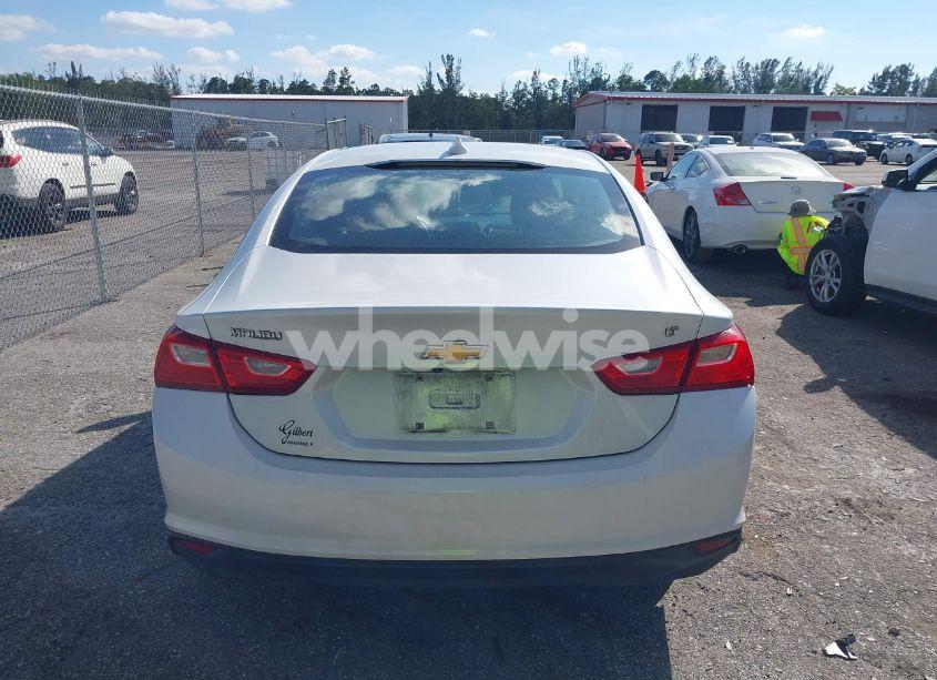 Photo 16 of 2016 Chevrolet Malibu 1LT (VIN 1G1ZE5ST7GF284773)