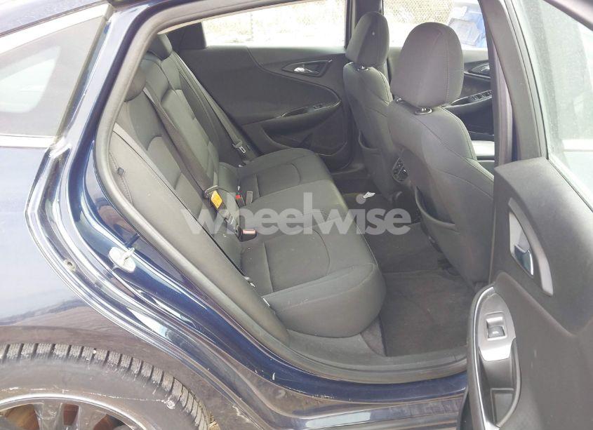 Photo 8 of 2016 Chevrolet Malibu 1LT (VIN 1G1ZE5ST7GF291027)