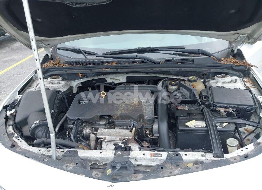 Photo 10 of 2016 Chevrolet Malibu 1LT (VIN 1G1ZE5ST7GF308635)