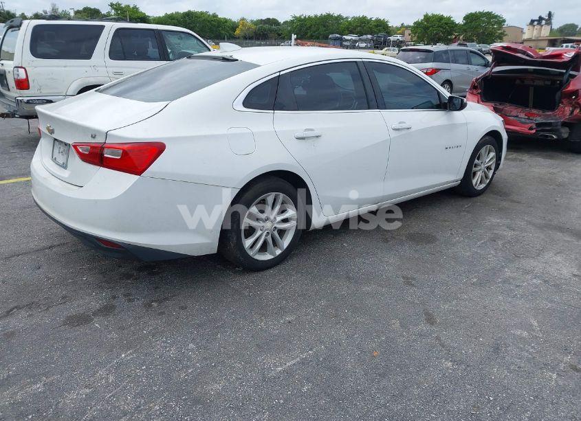 Photo 4 of 2016 Chevrolet Malibu 1LT (VIN 1G1ZE5ST7GF308635)