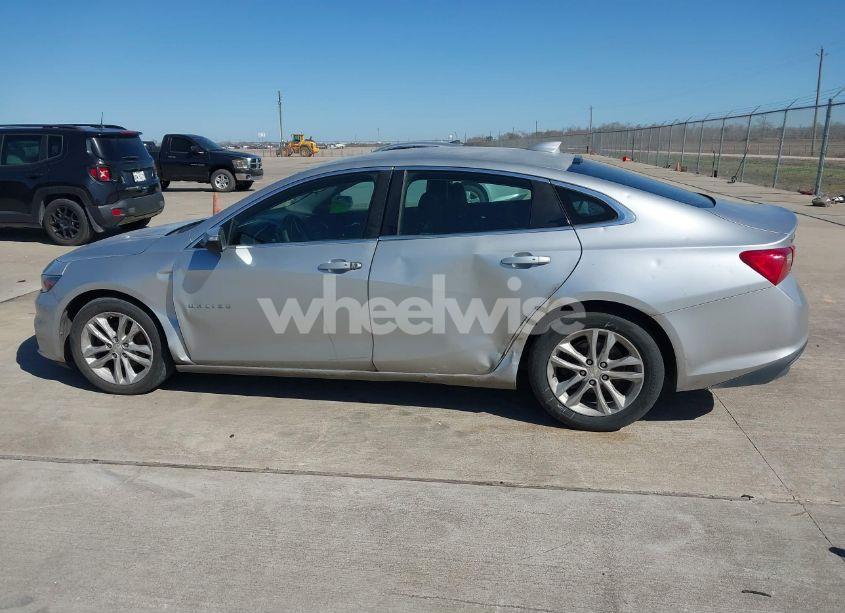 Photo 14 of 2016 Chevrolet Malibu 1LT (VIN 1G1ZE5ST7GF310417)