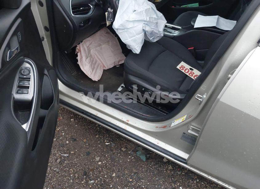 Photo 17 of 2016 Chevrolet Malibu 1LT (VIN 1G1ZE5ST7GF313866)