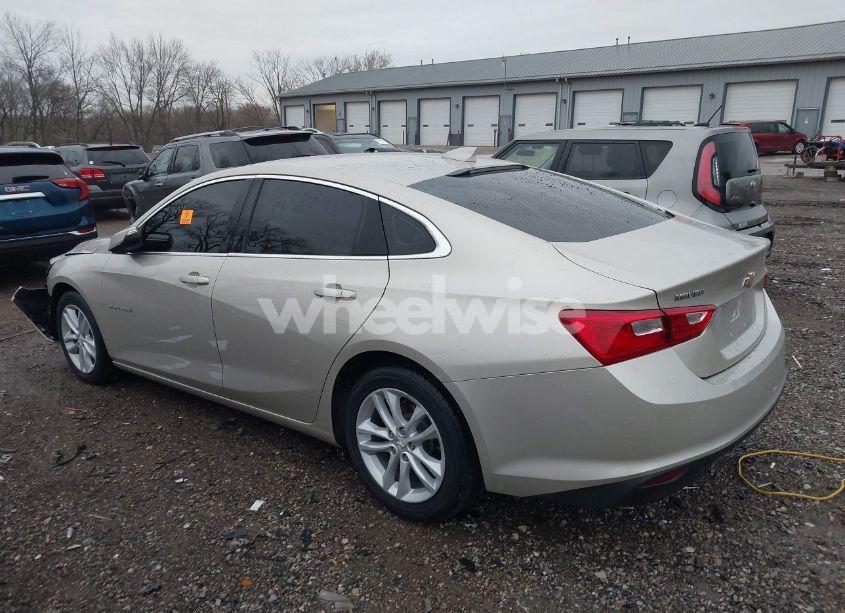 Photo 3 of 2016 Chevrolet Malibu 1LT (VIN 1G1ZE5ST7GF313866)