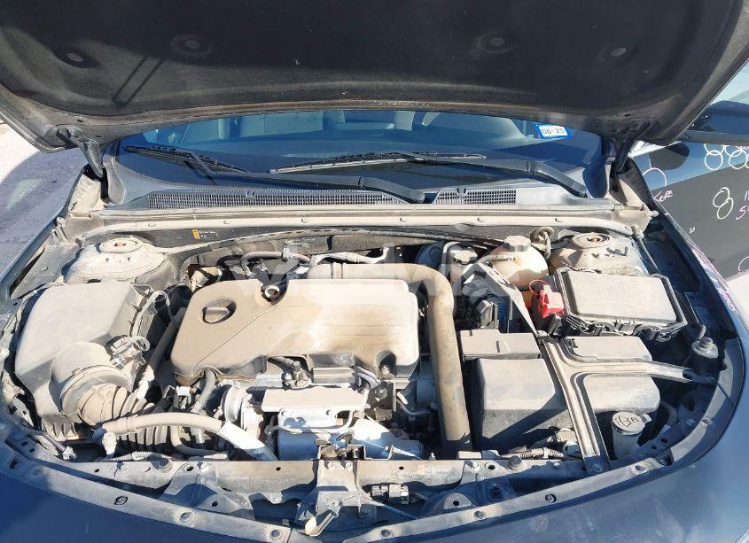 Photo 10 of 2017 Chevrolet Malibu 1LT (VIN 1G1ZE5ST7HF103074)