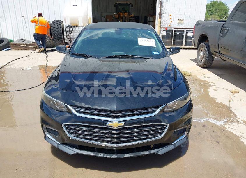Photo 12 of 2017 Chevrolet Malibu 1LT (VIN 1G1ZE5ST7HF103074)