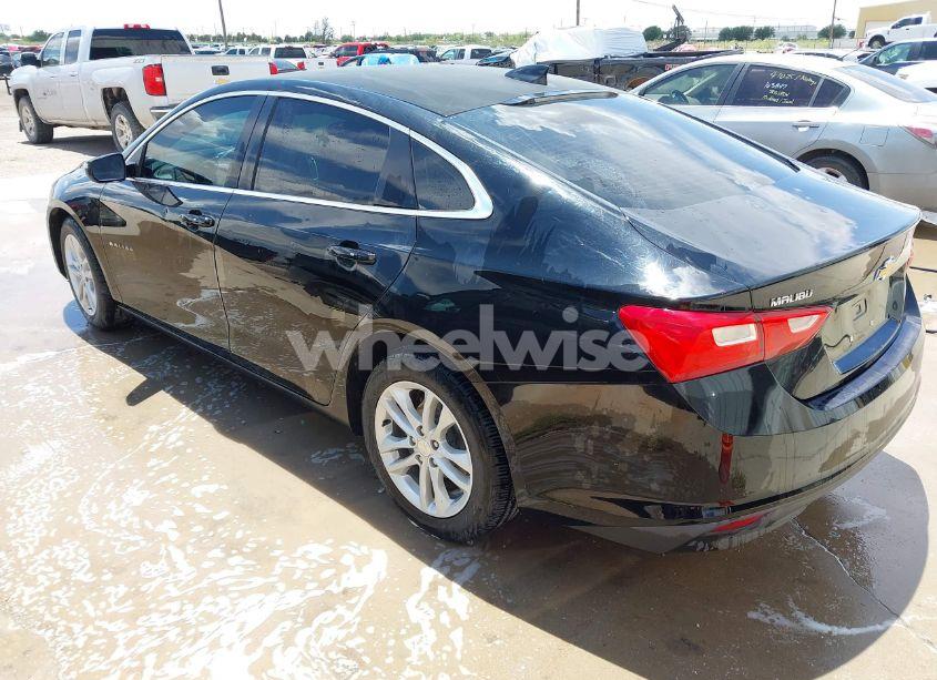 Photo 3 of 2017 Chevrolet Malibu 1LT (VIN 1G1ZE5ST7HF103074)