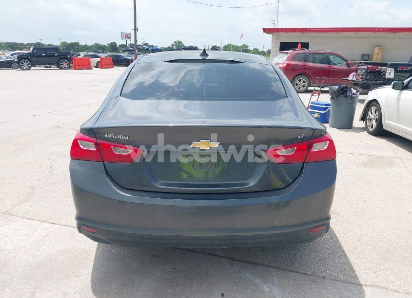 Photo 16 of 2017 Chevrolet Malibu 1LT (VIN 1G1ZE5ST7HF104175)