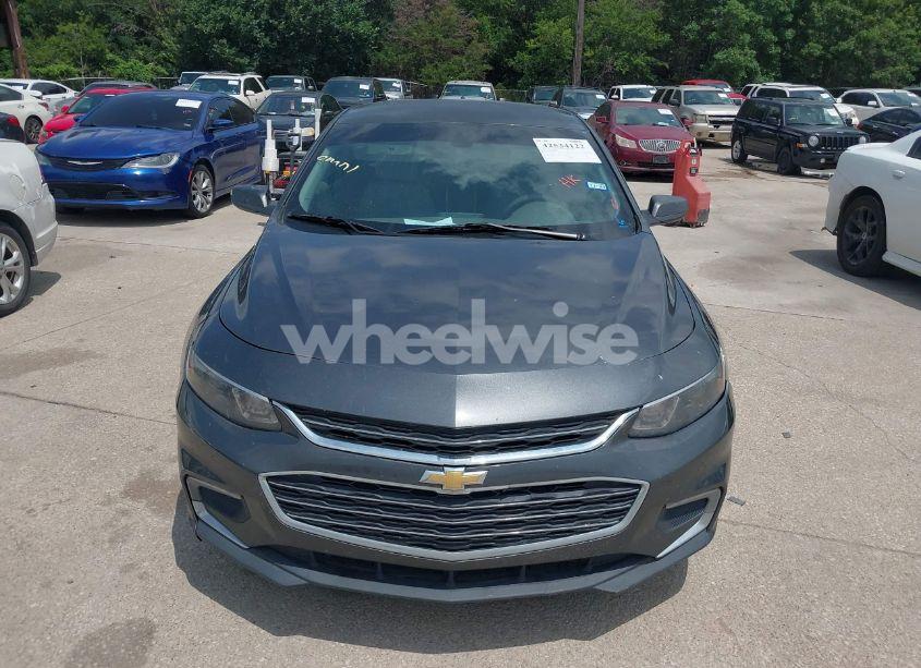 Photo 6 of 2017 Chevrolet Malibu 1LT (VIN 1G1ZE5ST7HF104175)
