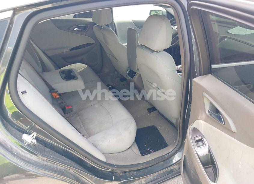 Photo 8 of 2017 Chevrolet Malibu 1LT (VIN 1G1ZE5ST7HF104175)