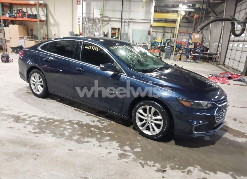2017 Chevrolet Malibu 1LT (VIN 1G1ZE5ST7HF112390) main photo