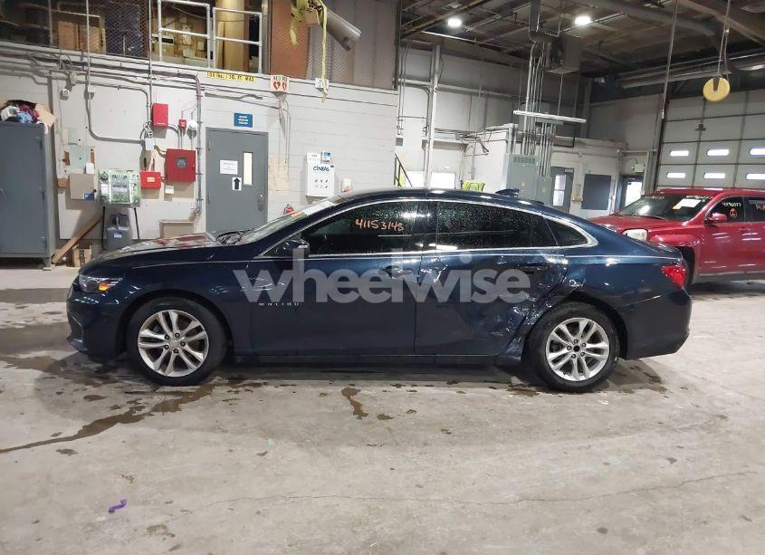 Photo 14 of 2017 Chevrolet Malibu 1LT (VIN 1G1ZE5ST7HF112390)