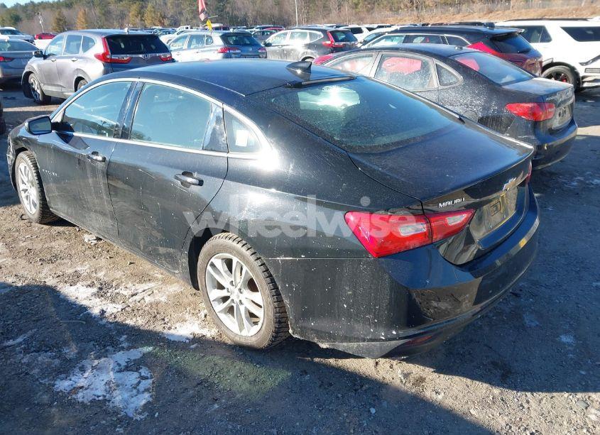 Photo 3 of 2017 Chevrolet Malibu 1LT (VIN 1G1ZE5ST7HF116486)