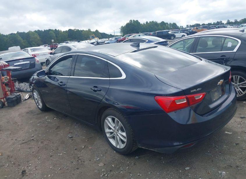 Photo 3 of 2017 Chevrolet Malibu 1LT (VIN 1G1ZE5ST7HF140609)