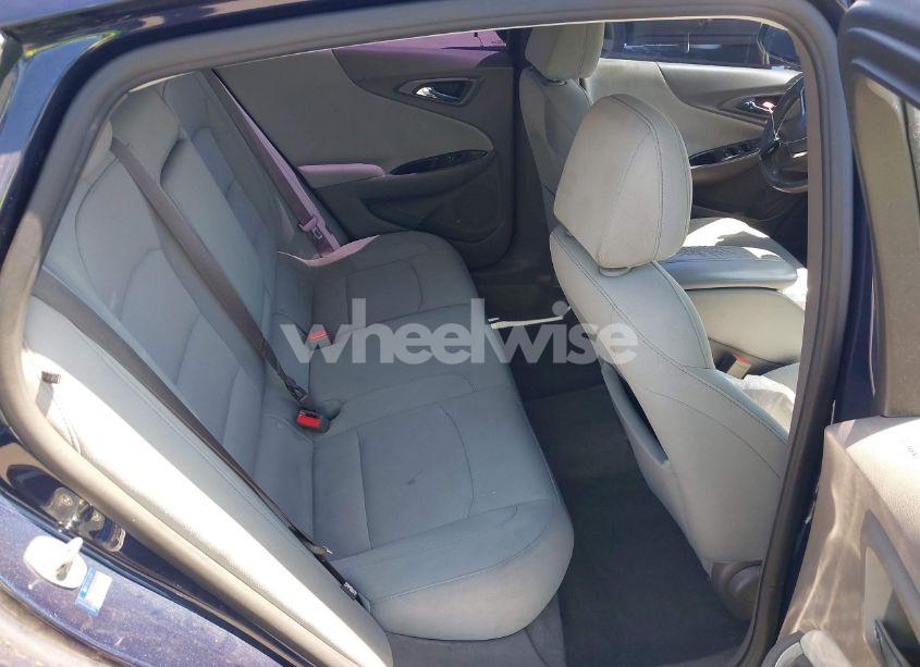 Photo 8 of 2017 Chevrolet Malibu 1LT (VIN 1G1ZE5ST7HF143512)