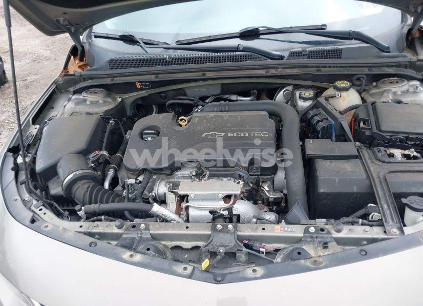 Photo 10 of 2017 Chevrolet Malibu 1LT (VIN 1G1ZE5ST7HF149195)