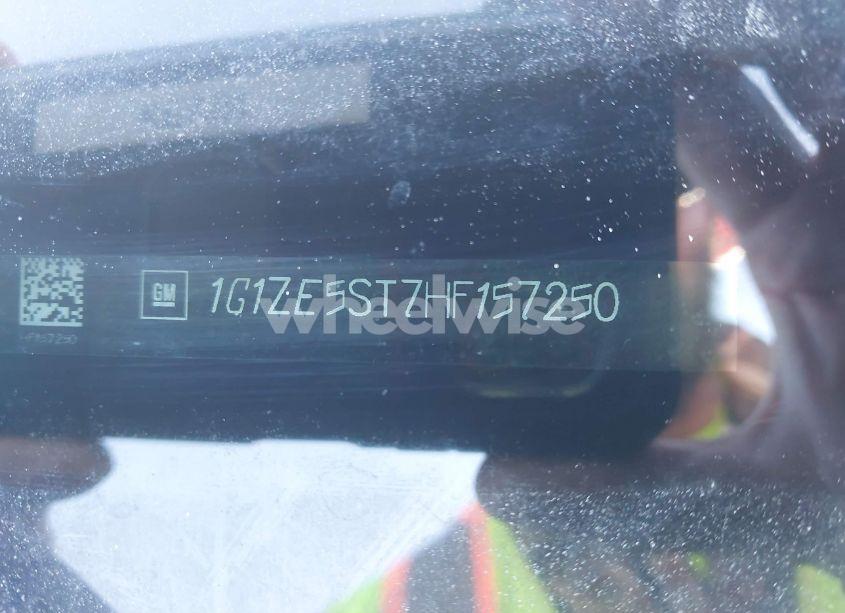 Photo 9 of 2017 Chevrolet Malibu 1LT (VIN 1G1ZE5ST7HF157250)