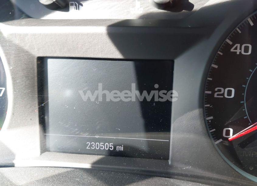 Photo 7 of 2017 Chevrolet Malibu LT (VIN 1G1ZE5ST7HF165820)