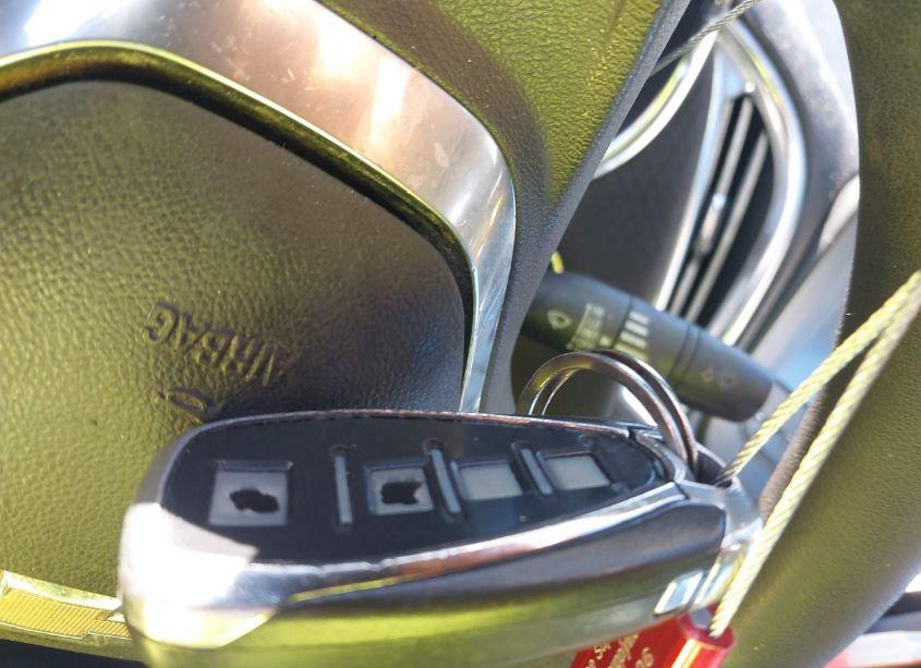 Photo 11 of 2017 Chevrolet Malibu 1LT (VIN 1G1ZE5ST7HF189518)