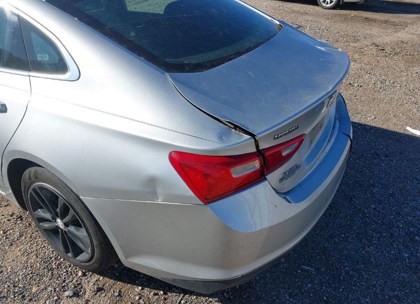 Photo 18 of 2017 Chevrolet Malibu 1LT (VIN 1G1ZE5ST7HF189518)