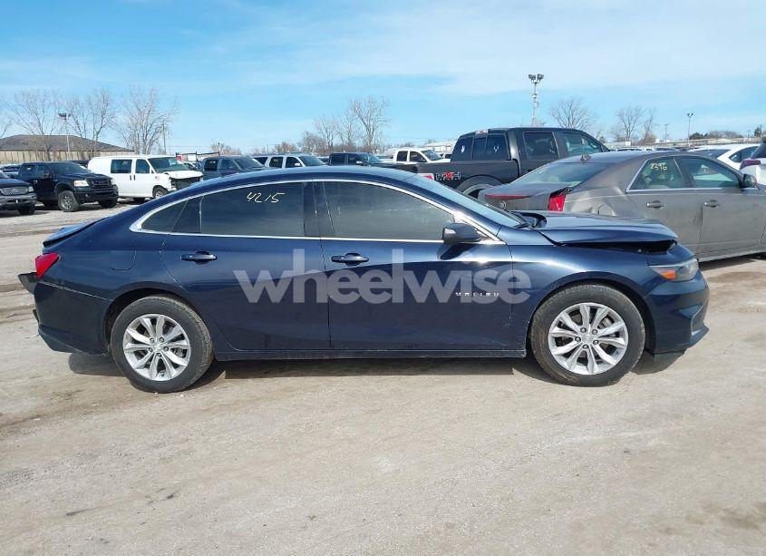 Photo 13 of 2017 Chevrolet Malibu 1LT (VIN 1G1ZE5ST7HF196064)