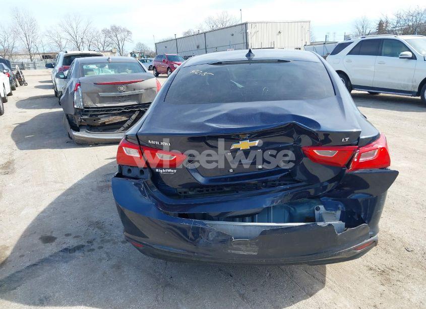 Photo 16 of 2017 Chevrolet Malibu 1LT (VIN 1G1ZE5ST7HF196064)