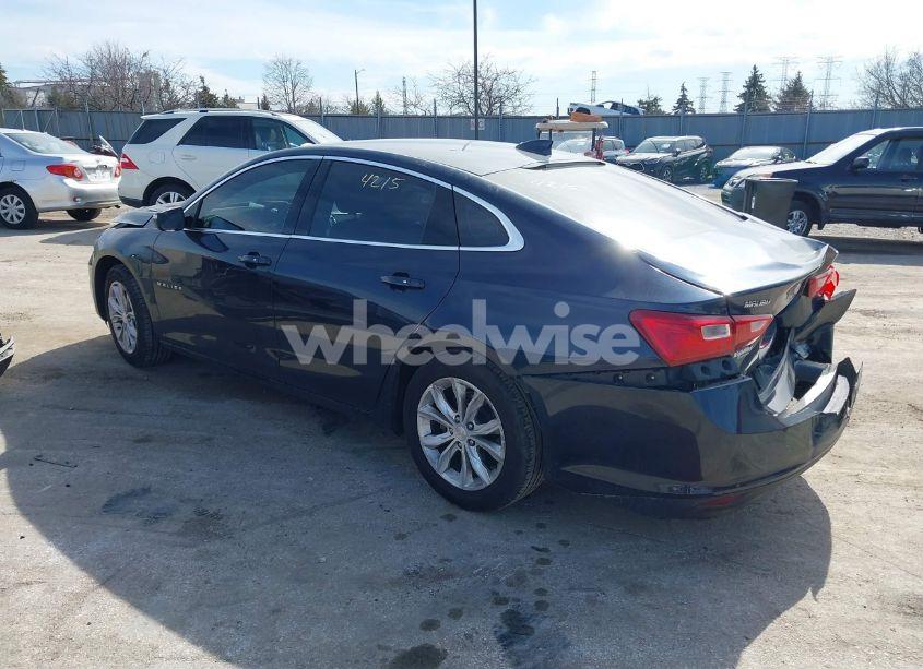 Photo 3 of 2017 Chevrolet Malibu 1LT (VIN 1G1ZE5ST7HF196064)