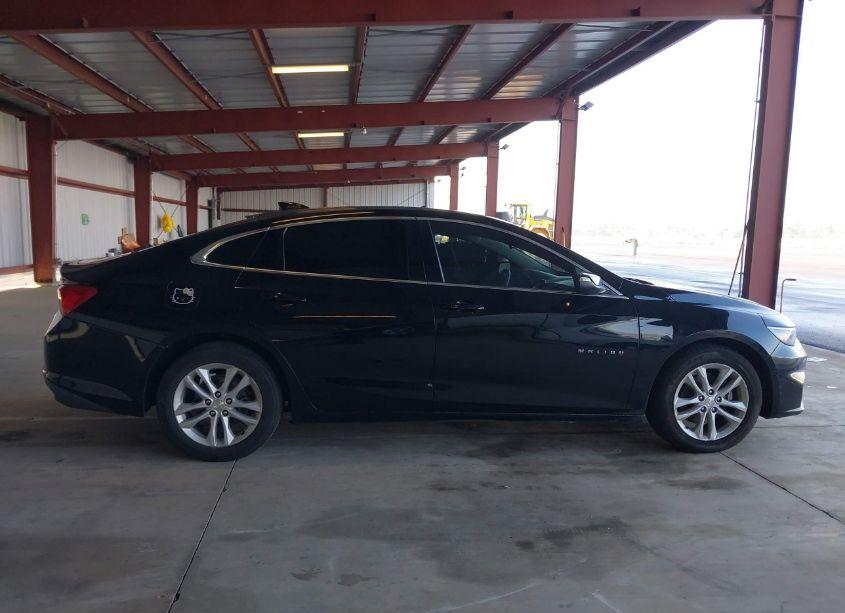 Photo 13 of 2017 Chevrolet Malibu 1LT (VIN 1G1ZE5ST7HF201196)
