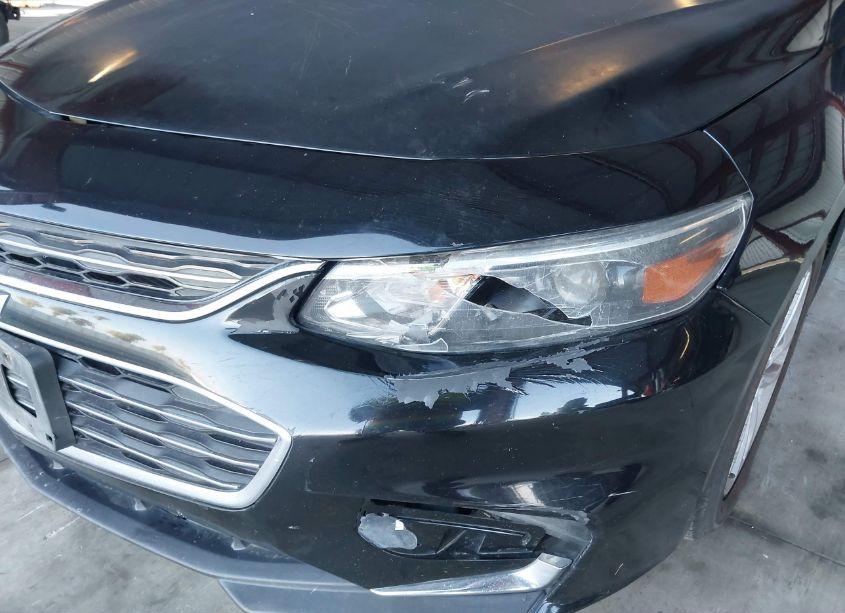 Photo 6 of 2017 Chevrolet Malibu 1LT (VIN 1G1ZE5ST7HF201196)