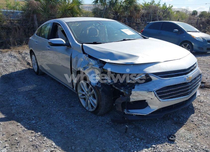 2017 Chevrolet Malibu 1LT (VIN 1G1ZE5ST7HF207127) main photo