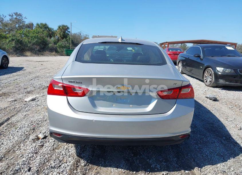 Photo 17 of 2017 Chevrolet Malibu 1LT (VIN 1G1ZE5ST7HF207127)