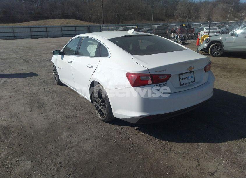 Photo 3 of 2017 Chevrolet Malibu 1LT (VIN 1G1ZE5ST7HF215048)