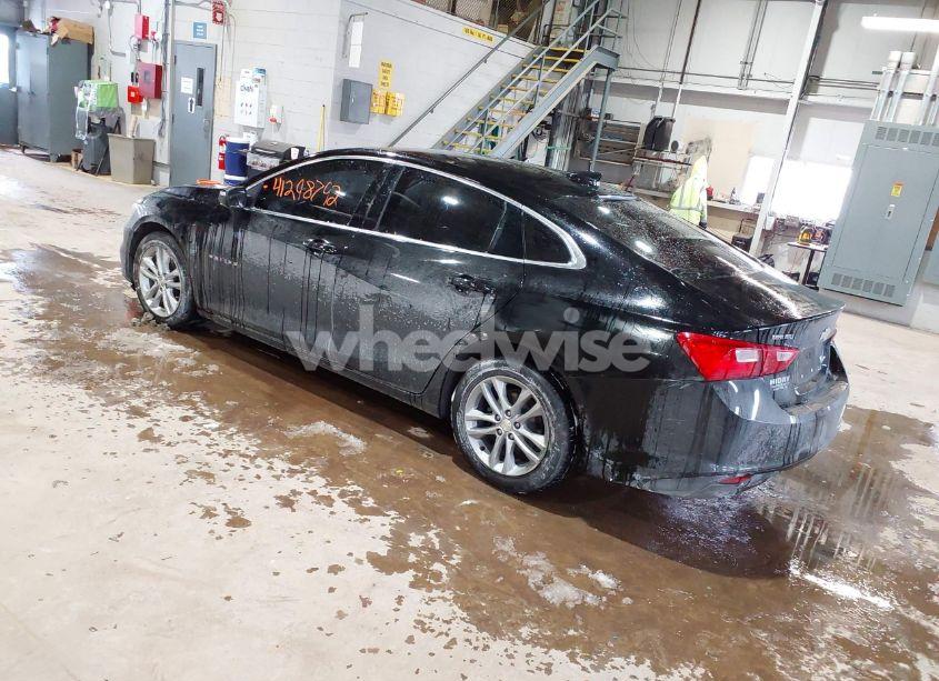 Photo 3 of 2017 Chevrolet Malibu 1LT (VIN 1G1ZE5ST7HF224042)