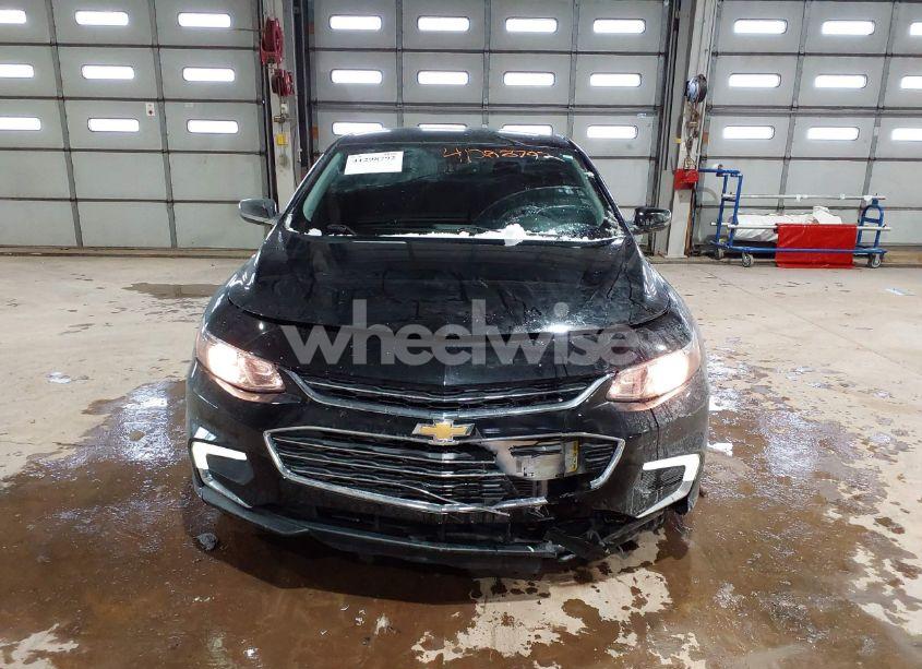Photo 6 of 2017 Chevrolet Malibu 1LT (VIN 1G1ZE5ST7HF224042)