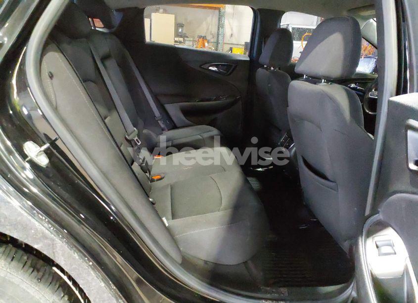 Photo 8 of 2017 Chevrolet Malibu 1LT (VIN 1G1ZE5ST7HF224042)